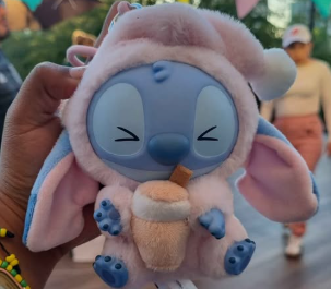Llaveros stitch sorpresa caja con 6 piezas