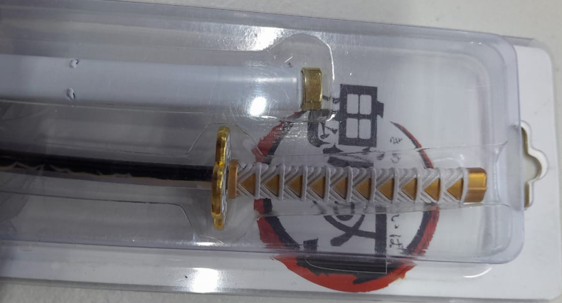 Katana de Zenitsu Demon Slayer 25 cm